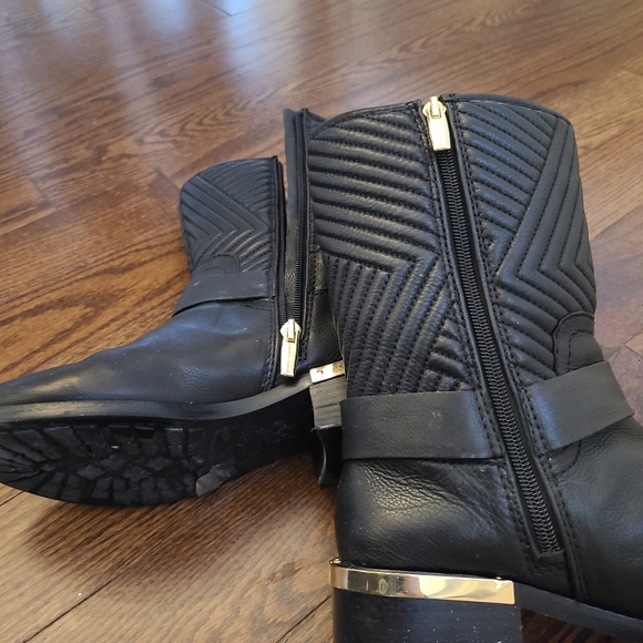 Vince Camuto* Leather mid calf boot * - Picture 5 of 7